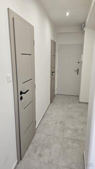 NOVINKA - 3 izbový byt ul. Južná trieda - NOVÁ REKONŠTRUKCIA - 16