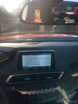 Peugeot 3008 1.5 BlueHDi r.v2019 - 16