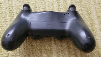 Predám playstation 4 slim - 16