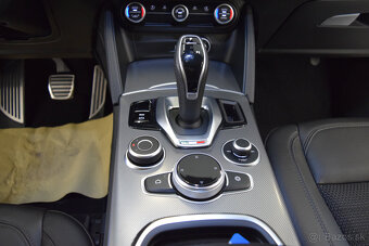 Alfa Romeo Stelvio 2.2 JTD SPRINT AT8 Q4 rv 2021-DPH - 16