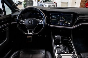 Volkswagen Touareg - 16
