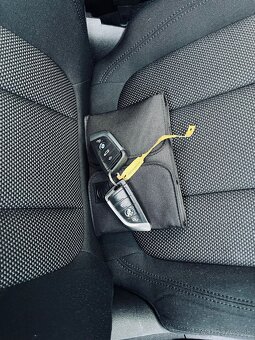 BMW 320D mHEV xdrive - 16