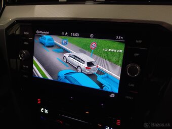 VW Passat B8 Variant 1.5TSI 110kW DSG - záruka Autodraft - 16