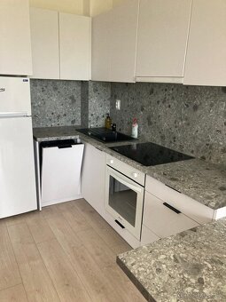 Prenájom- 1 izbový byt v Brezne - 16