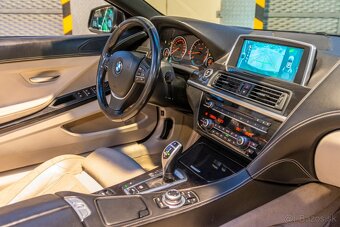 BMW 650i F12 convertible, 4.4 V8 300kw, Navigace, Softclose - 16