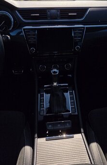 Superb 2.0TSI 162kw SPORTLINE - 16