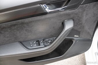 Škoda Superb Combi 2.0 TDI SCR Sportline 4x4 DSG White - 16