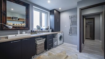 Dvojgeneračný RD v tichej časti Malá Ida, pozemok 1149 m2 - 16