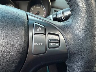Hyundai Genesis Coupe 2.0T - 16