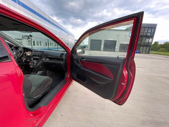 Honda Civic 1.6 Vtec - 16