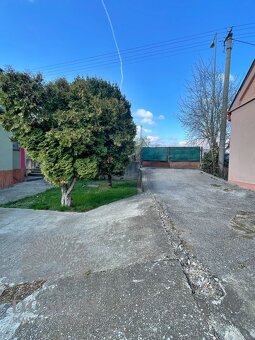 Rodinný dom s pozemkom 1319m2, Trenčín – ul. Bratislavská - 16