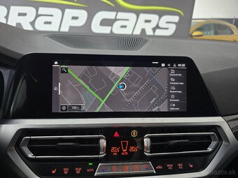 BMW Rad 3 Touring 330e PHEV xDrive A/T - 16