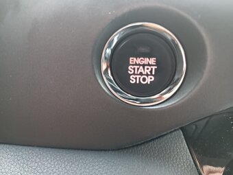 KIA SPORTAGE 1.7 CRDI - 16