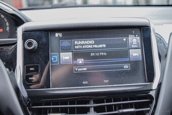 Peugeot 208 1.2 PureTech - 16