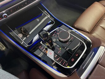 BMW X5 xDrive30d A/T - 16