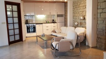 Trogir, Seget Vranjica – Vila s 3 apartmánmi - 16