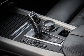 BMW X5 xDrive40d A/T, 230 kW - 16