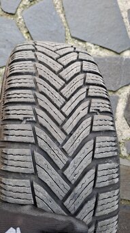 Zimné pneumatiky na plechových diskoch Fiat Tipo s puklicami - 16