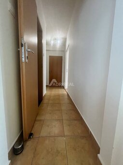 PREDAJ: 3i byt+balkón; 86 m2; Majakovského; Lučenec; 136.000 - 16