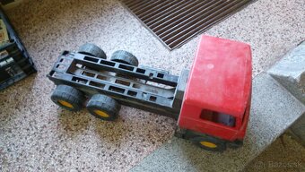 stare babiky, moncici,hracky... - 16