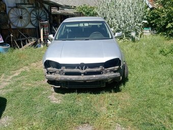 Rozpredám golf 4 1.9tdi 66kw r.v.2001 - 16