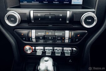 Predám NEBURANY Ford Mustang 5.0 Ti-VCT V8 GT Cabrio - 16