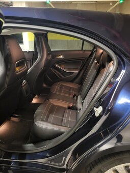 Mercedes-Benz A 180d - 16