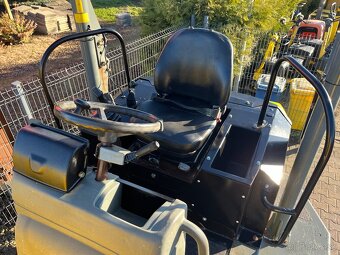 Dumper vyklapac Wacker Neuson DW 100, Mecalac Thwaites Terex - 16