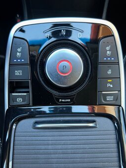 Kia Niro e- Premium EV ExecutiveLine 204PS 64KWh - 16