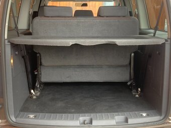 VOLKSWAGEN CADDY MAXI 1,6TDi 7míst tažné novébrzdy - 16