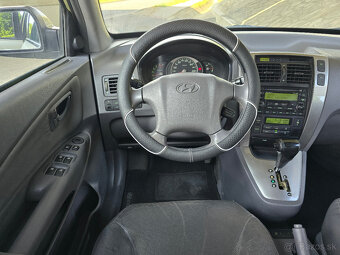 HYUNDAI TUSCON 2.0CRD  A/T 4X4 ťažné //BEZ KOROZIE// - 16