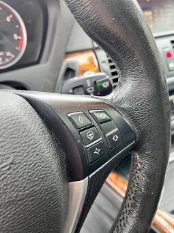 BMW X5 e70 3.0d xdrive - 16