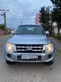 Mitsubishi pajero 3.2 4x4. Výmena je možná - 16