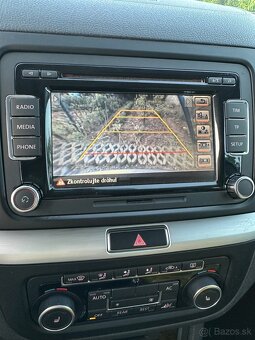 Volkswagen Sharan Highline, 2.0 CR 103 kW 7/2011,  alcantara - 16