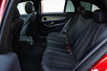 Mercedes-Benz E 220d AMG Line Night Paket Drive Assist + - 16
