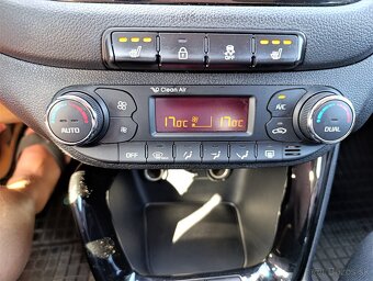Kia Cee´d SW 1.6 CRDi EX/Gold - 16