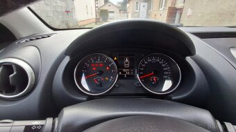 Nissan Qashqai 1.6 benzi - 16