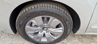 Peugeot 5008 1,6Hdi 82kW, M6, 3/2012. 98000km - 16