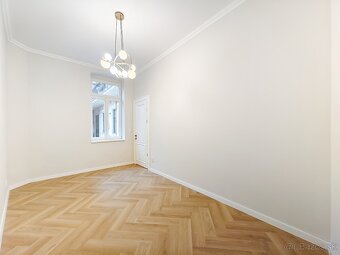 Exkluzívny zrekonštruovaný trojizbový staromestský byt. - 16