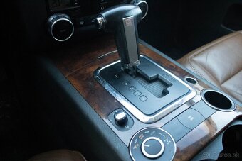 VOLKSWAGEN TOUAREG 3.0 V6 TDI 165kW 2006 - 16