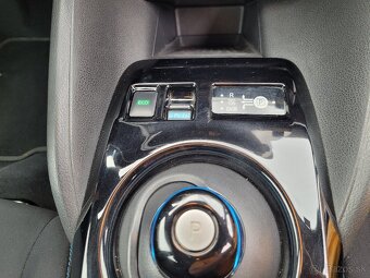 Predám Nissan Leaf elektromobil 40 kWh batéria, 12/2020 - 16