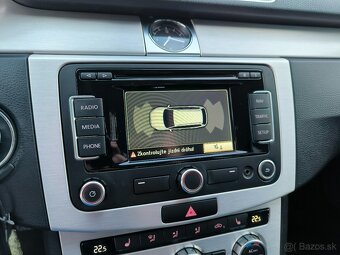 VW Passat Variant 2.0 TDI Highline 2012 - 16