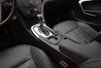 Opel Insignia 118kW (2011) - 16