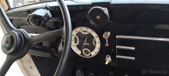 Peugeot 301C - 16