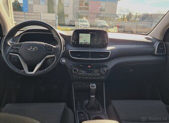HYUNDAI TUCSON 1.6 T-GDI STYLE 4X4 - 16
