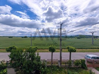 PRIESTRANNÝ RODINNÝ DOM S NÁDHERNÝM PANORAMATICKÝM VÝHĽADOM - 16
