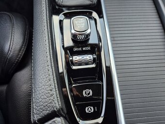 Volvo V90 D4 2.0L Momentum AWD A/T 140 kW - 16