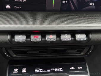 Porsche 911 Carrera 4 GTS - 16