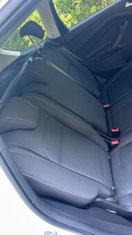 Ford Kuga 2.0 TDCi Titanium AT/6 AWD 4x4 - 16