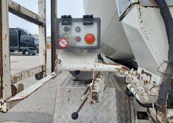 MAN TGS 32.400 BB Stetter 9m3 8x4 nafta 294 kw - 16